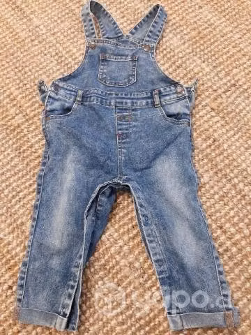 lote de ropa y calzado. Mas de 50 prendas.
