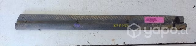 Tapiz Cubre Zocalo Delantero Derecho (NTM093) Nis