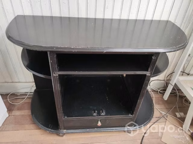 Camas antiguas, eliptica, muebles, rack