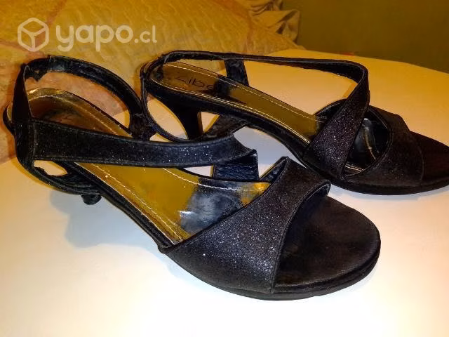 Tacones bajos ,marca Zibel - Imagen 3