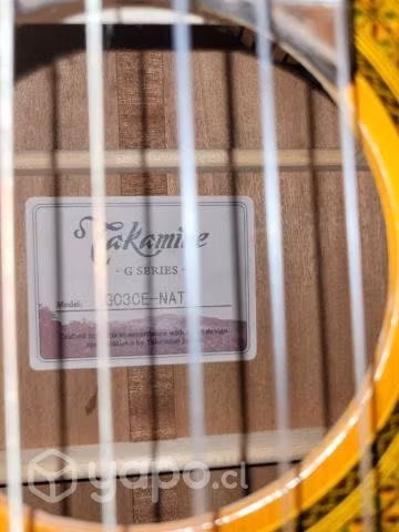 Guitarra electroacústica Takamine