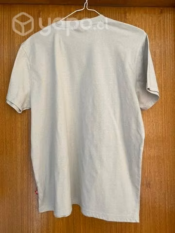 Polera Gravity talla M