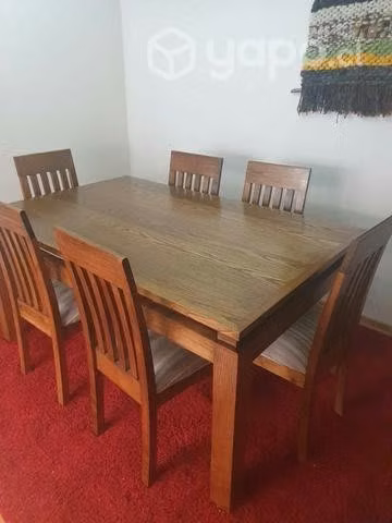 Juego de comedor 6 sillas marca Famma