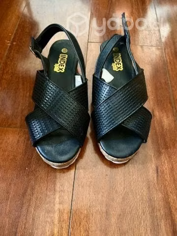 Zapatos abiertos negros
