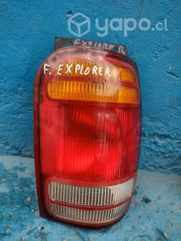 Foco trasero der ford explorer 1998-2001