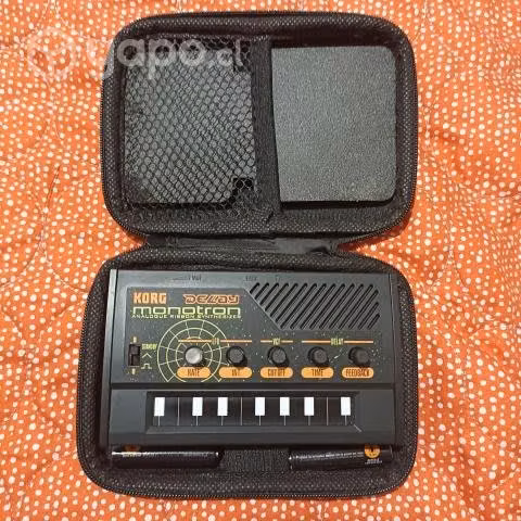 Korg Monotron Delay + accesorios - Imagen 2