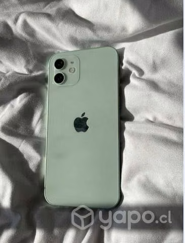 IPhone 12 tamaño normal