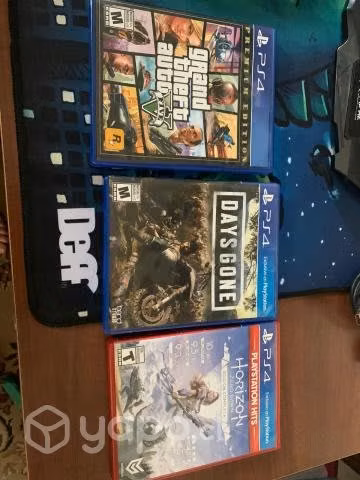 PlayStation 4 slim conversable