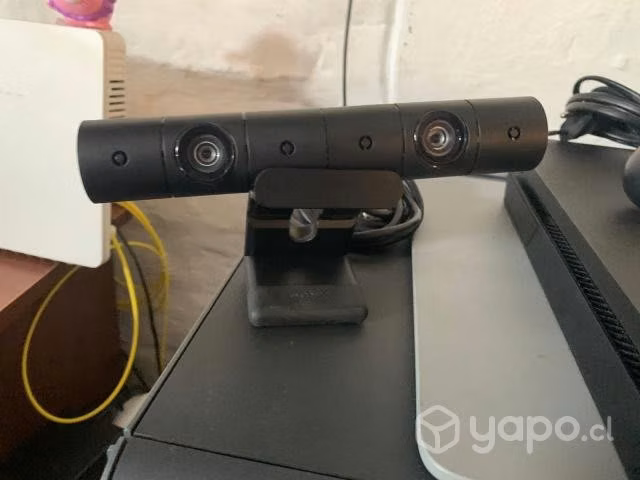 PlayStation 4 slim conversable