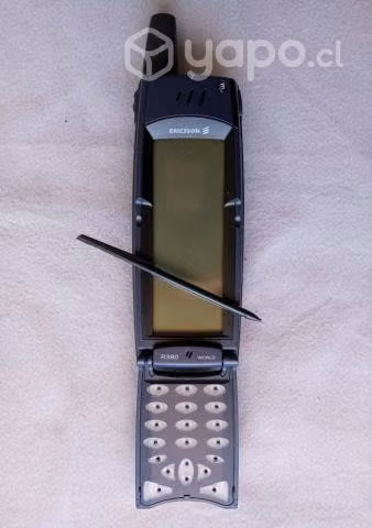 Celular Ericsson R380, Primer Aparato Comercializa