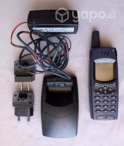 Celular Ericsson R380, Primer Aparato Comercializa