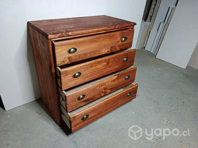 Cómodas de pino insigne seco