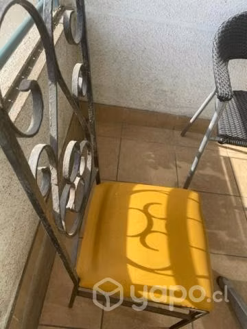 Elegante Silla de Fierro Forjado Impecable