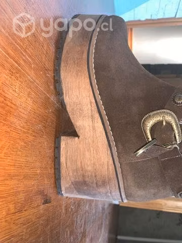 Hermosos botines Cmoran con plataforma talla 37 - Imagen 2