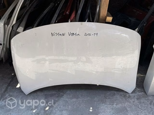 Capot Nissan versa 2016-19