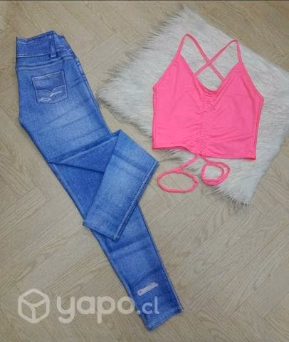 Hermosa ropa deportiva 100% Colombiana le
