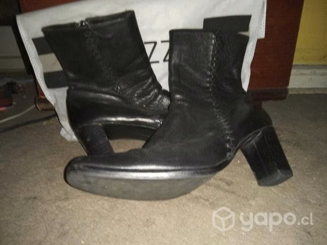 Botines de cuero
