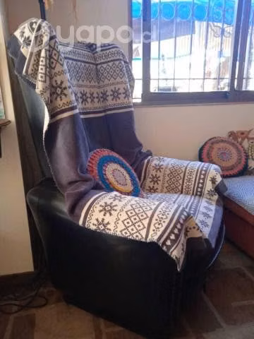 Elegante e imponente sofa antiguo - Imagen 4