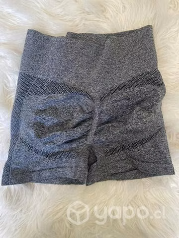 Short deportivo nuevo - Imagen 2