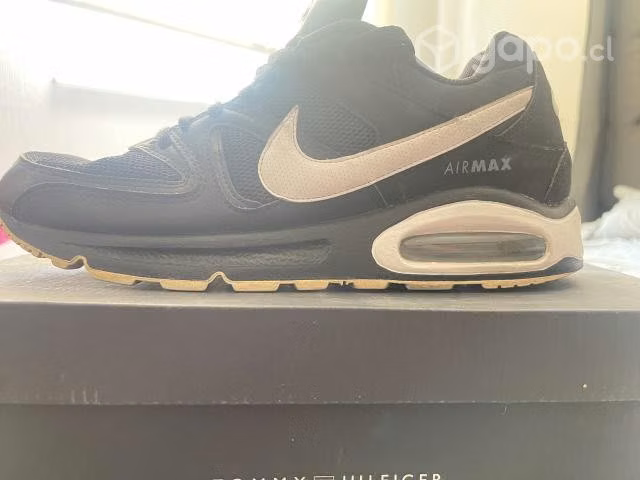 Nike air negra - Imagen 2