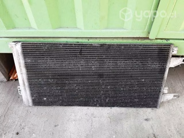 Radiador de A/C Peugeot bóxer 2018 usado