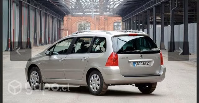 Puerta delantera izquierda Peugeot 307