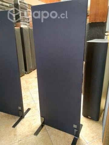 Parlantes electro acusticos Magnepan