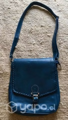 cartera azúl