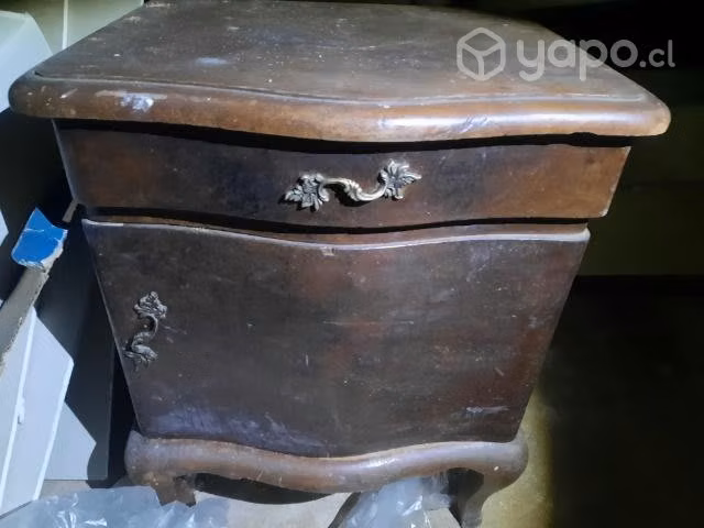 Velador antiguo