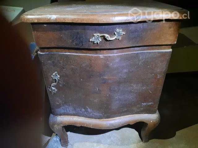 Velador antiguo
