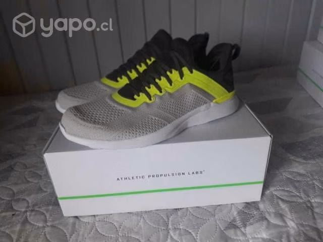 Zapatillas training APL orginales (talla 41.5-42)