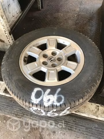 Llanta de aluminio c/neum Michelin (066) 2456R17