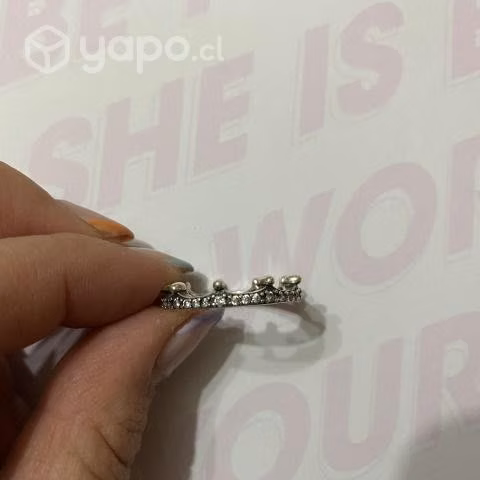 Anillo de plata corona estilo Pandora
