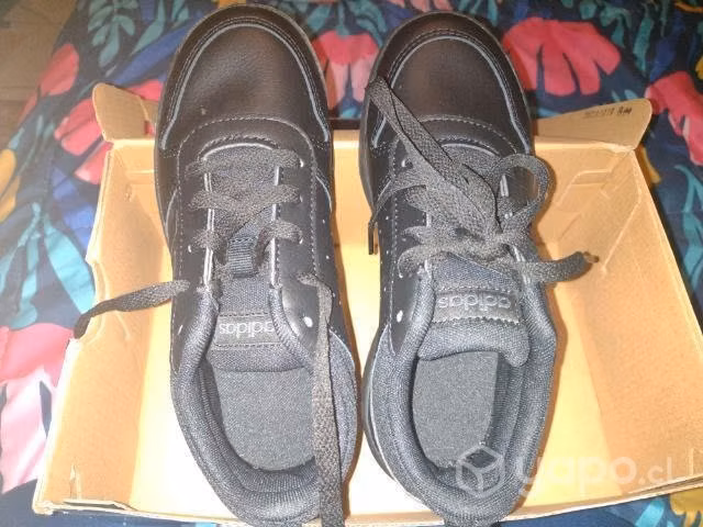 Adidas originales y nuevas calzado