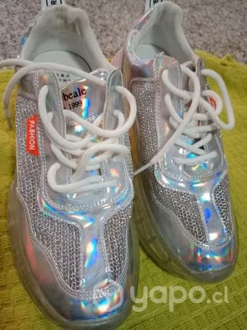 Zapatillas mujer. 38.5