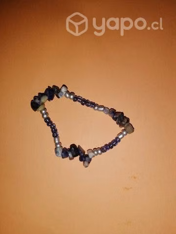 Pulseras artesanales con piedras