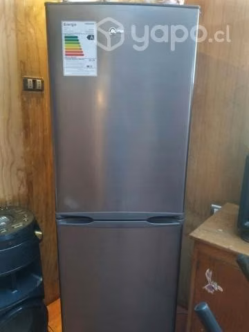 Refrigerador congelador Mademsa