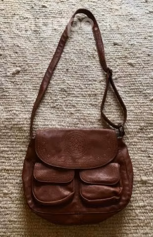 cartera color café