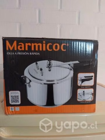Olla a presión (Marmicoc) completamente nueva