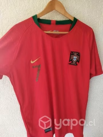 Polera XL réplica Cristiano Ronaldo selección