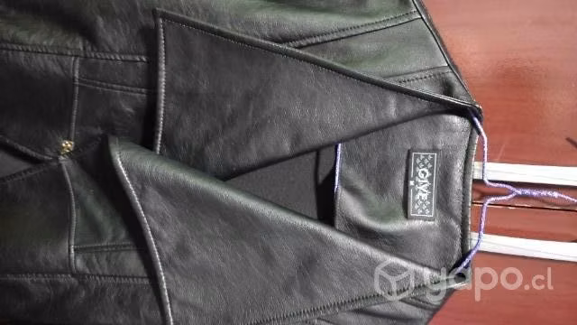 Chaqueta dama ecocuero
