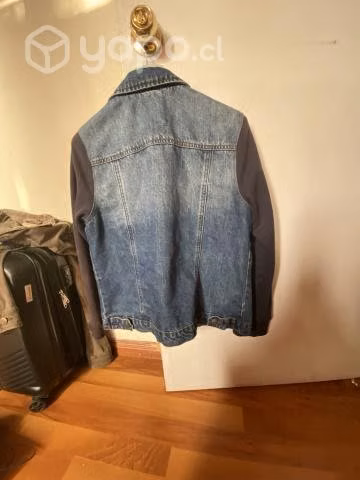 Chaqueta y vestidos