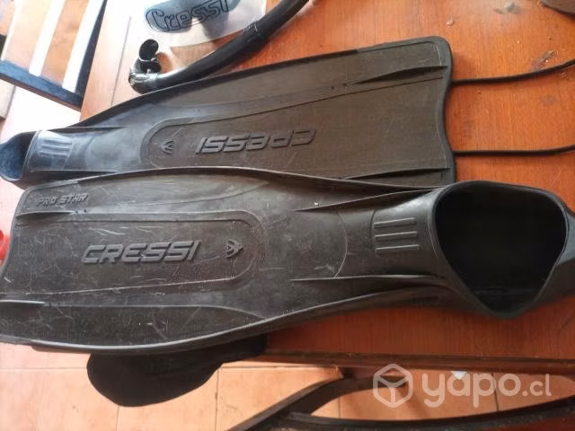 Aletas de buceo talla 43/44/ marca Cressi