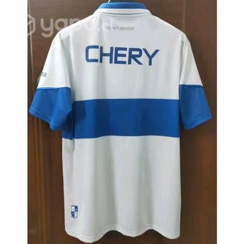 Camiseta universidad católica - Imagen 2