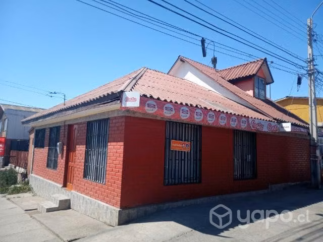 Casa esquinera las encinas