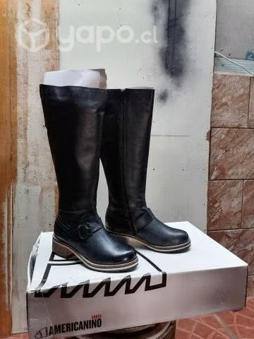 Botas