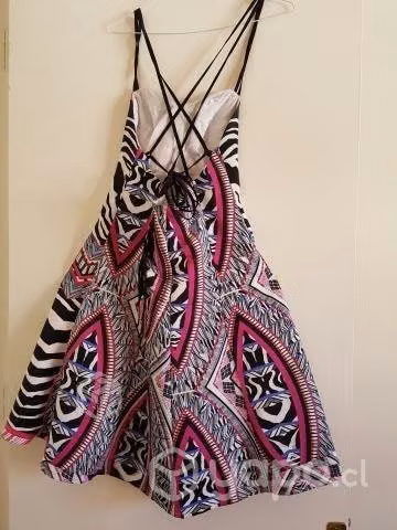 Hermoso Vestido de Fiesta, como nuevo - Imagen 4