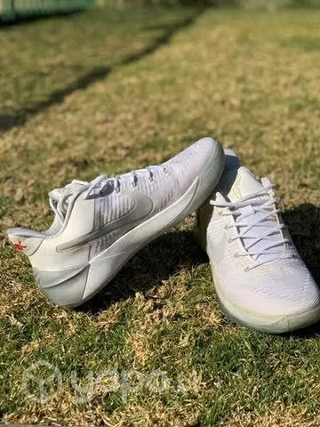 Zapatillas básquetbol Nike Kobe AD