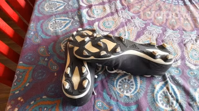 Zapato futbol usado