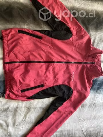 Cortaviento deportivo marca Columbia - Imagen 2